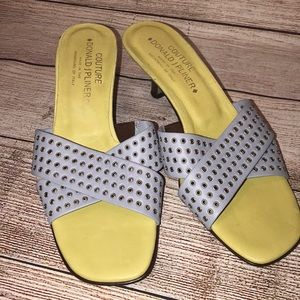 Couture Donald J Pliner kitty heels sandals 8 1/2